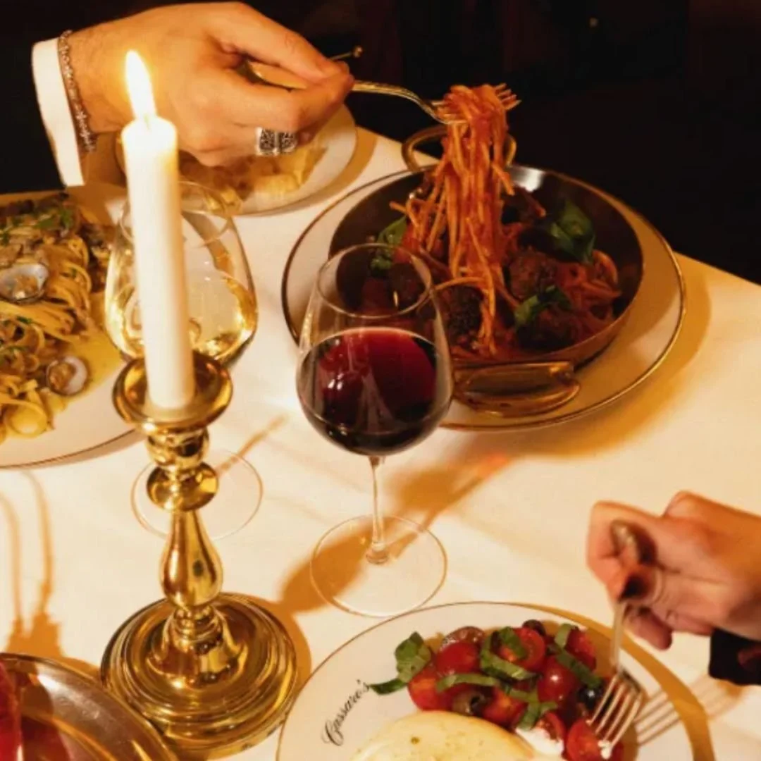  
        CASSARO'S  
  Paris | France   
Book Now  
   
