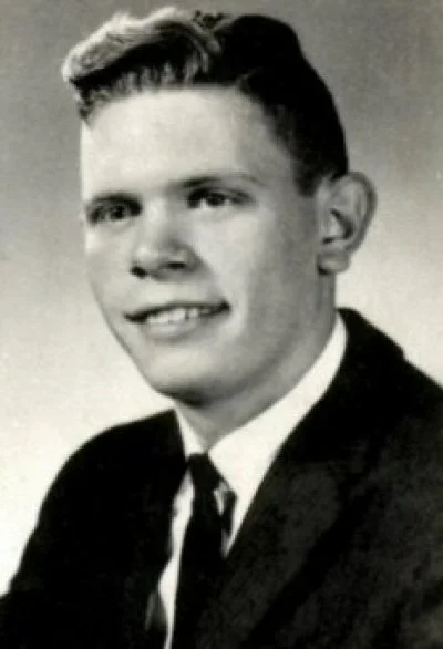 Carl Lewis Hoar