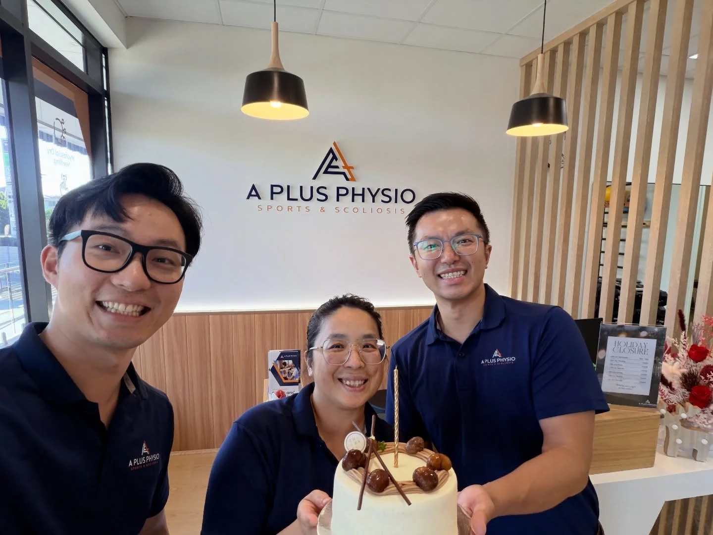 Happy Birthday to our amazing massage therapist, Chloe! 🎉

Chloe always brings warmth and friendliness to every client. She&rsquo;s also known for spoiling the team with snacks and thoughtful lunches, always full of lovely surprises.