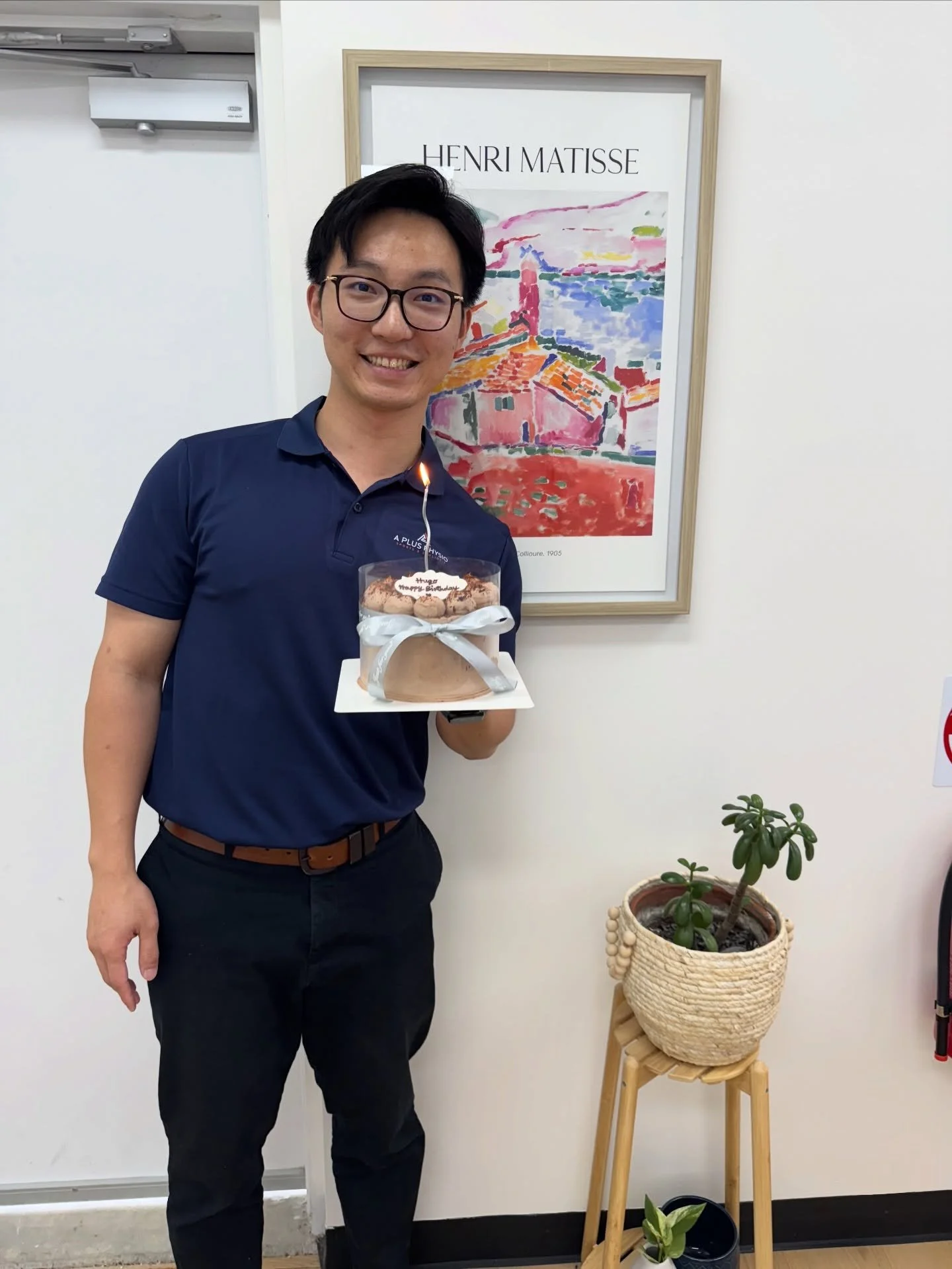 Happy Birthday, Hugo! 🎂
If you&rsquo;ve visited the clinic recently, you&rsquo;ve likely seen Hugo in action. Our clients know they are in the best possible hands when he&rsquo;s looking after them.  He is more than just a colleague; he is a vital p