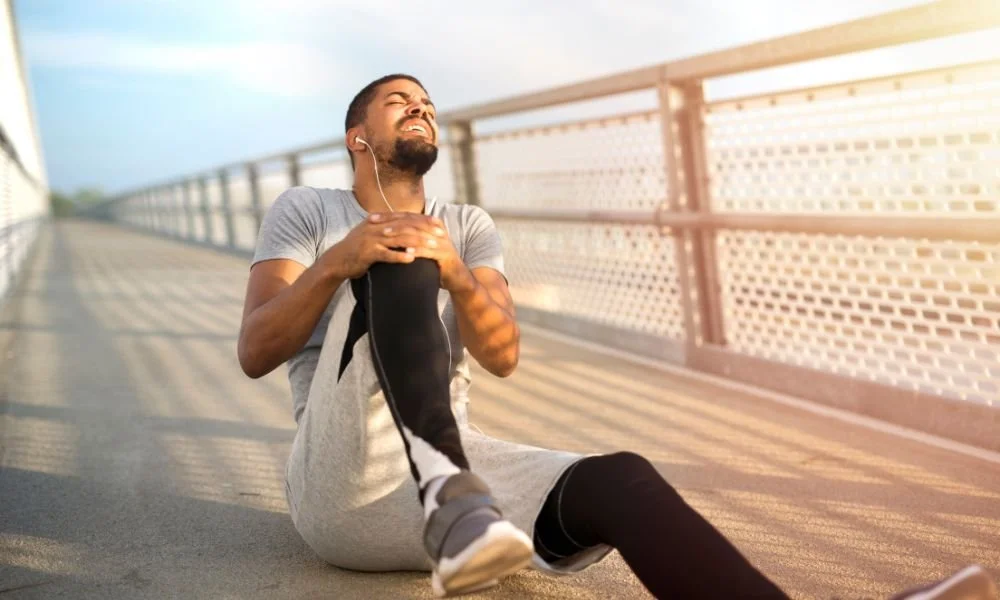 When To See A Physio For Knee Pain: Signs You Shouldn’t Ignore