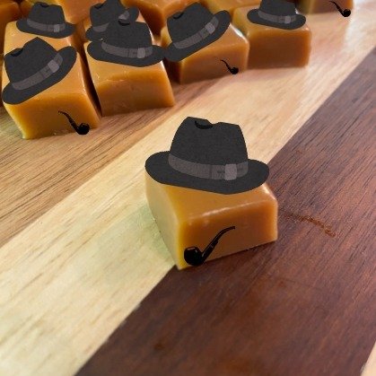 My kitchen is getting taken over by the Carmela Mafia!! HELP!
#themrsweets #mrsweets