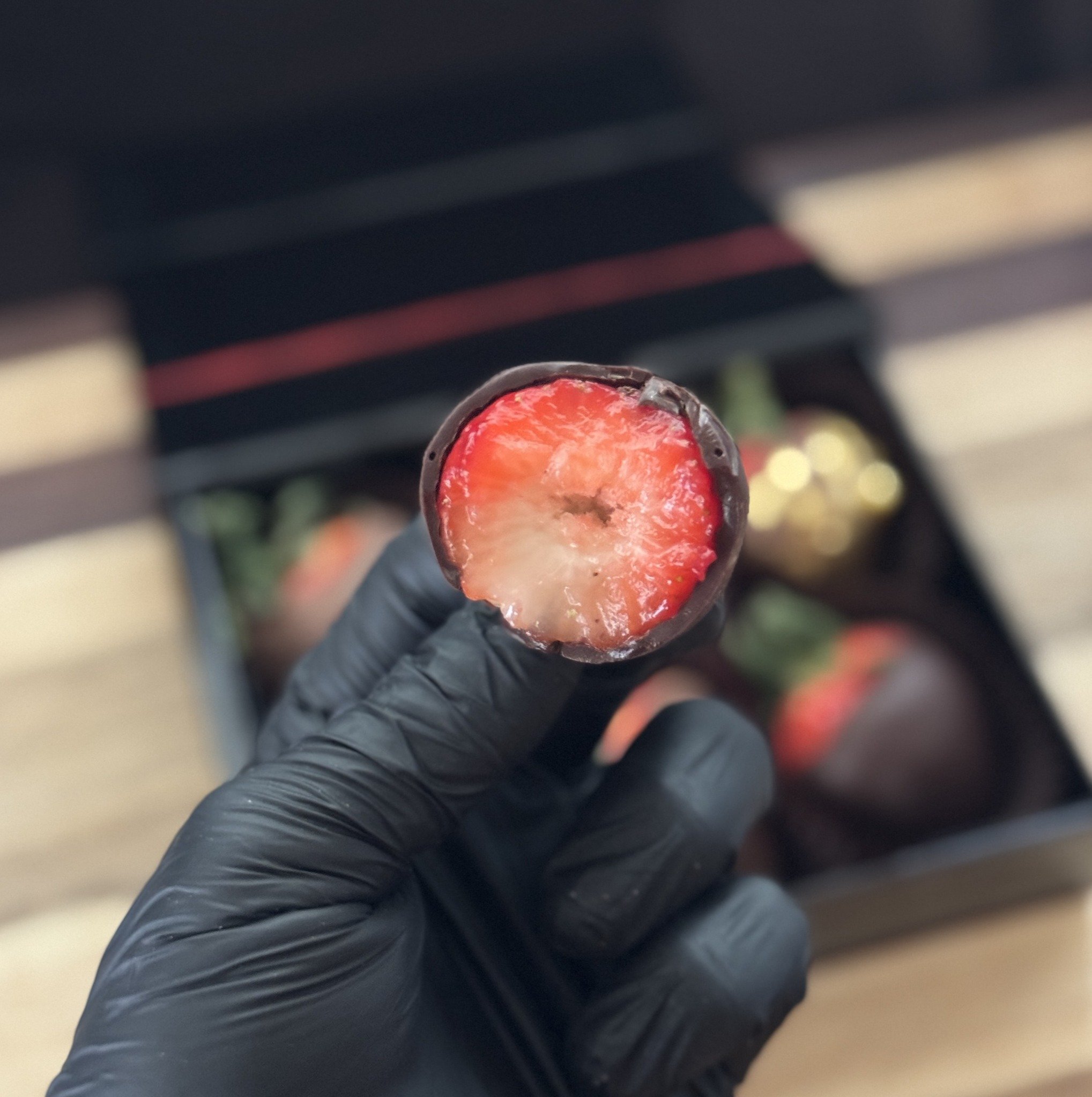 New website is coming soon! Preorder for Chocolate Covered Strawberries is coming as well!

#themrsweets #valentinesgift #chocolatecoveredstrawberries