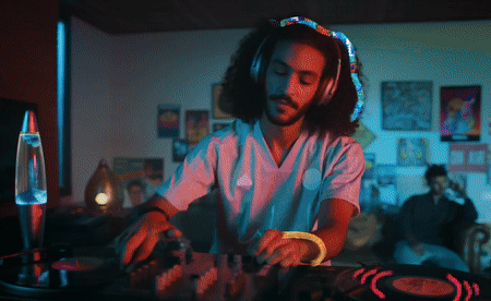 Untitled12-ezgif.com-crop.gif