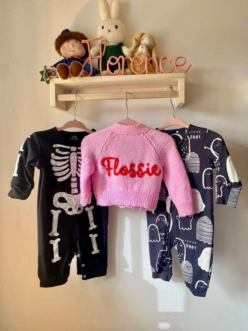 https://i.etsystatic.com/27432415/r/il/d1736d/5678493356/il_fullxfull.5678493356_sked.jpg