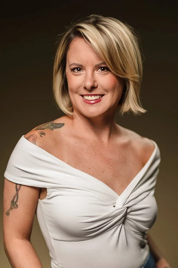 female actor headshot short blonde hair white shirt.jpg
