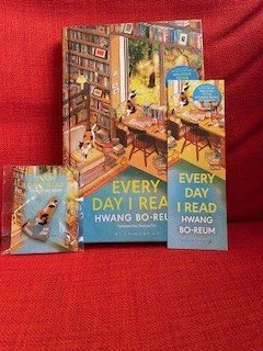 Every Day I Read by Hwang Bo-Reum ... includes special badge and bookmark