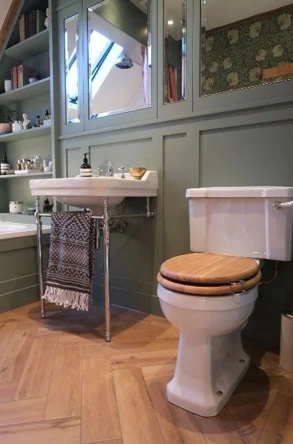 Bathroom - Eridge Green - 17.jpg