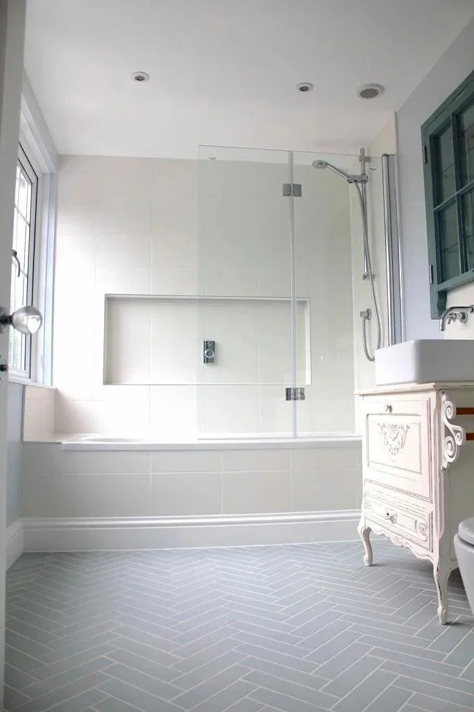 Bathroom - Chelwood Gate 2 - 7.jpg