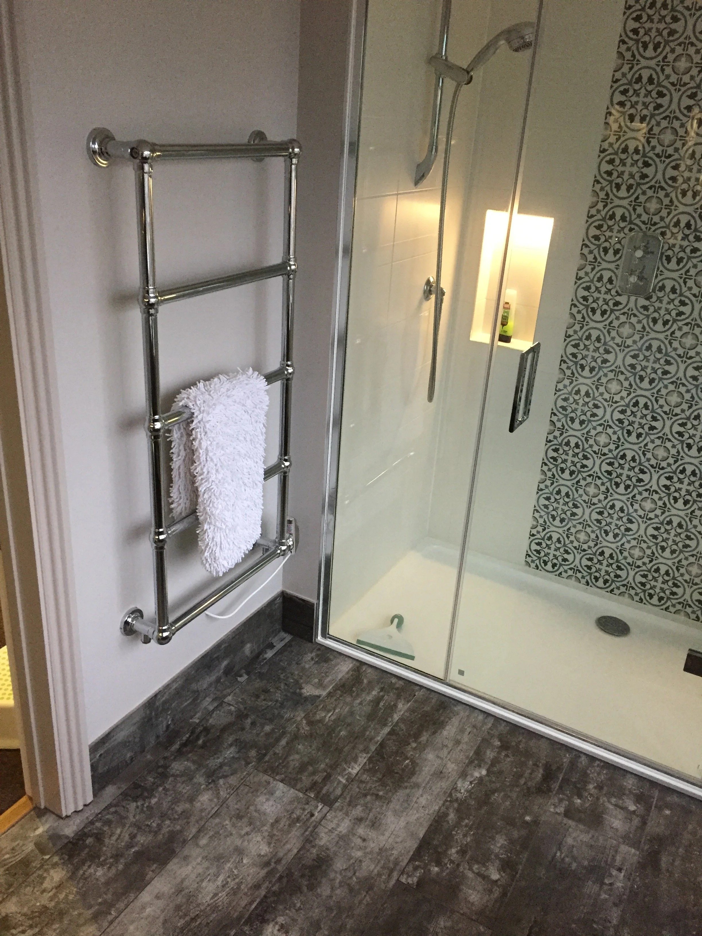 Bathroom - Chelwood Gate 3 - 2.jpg