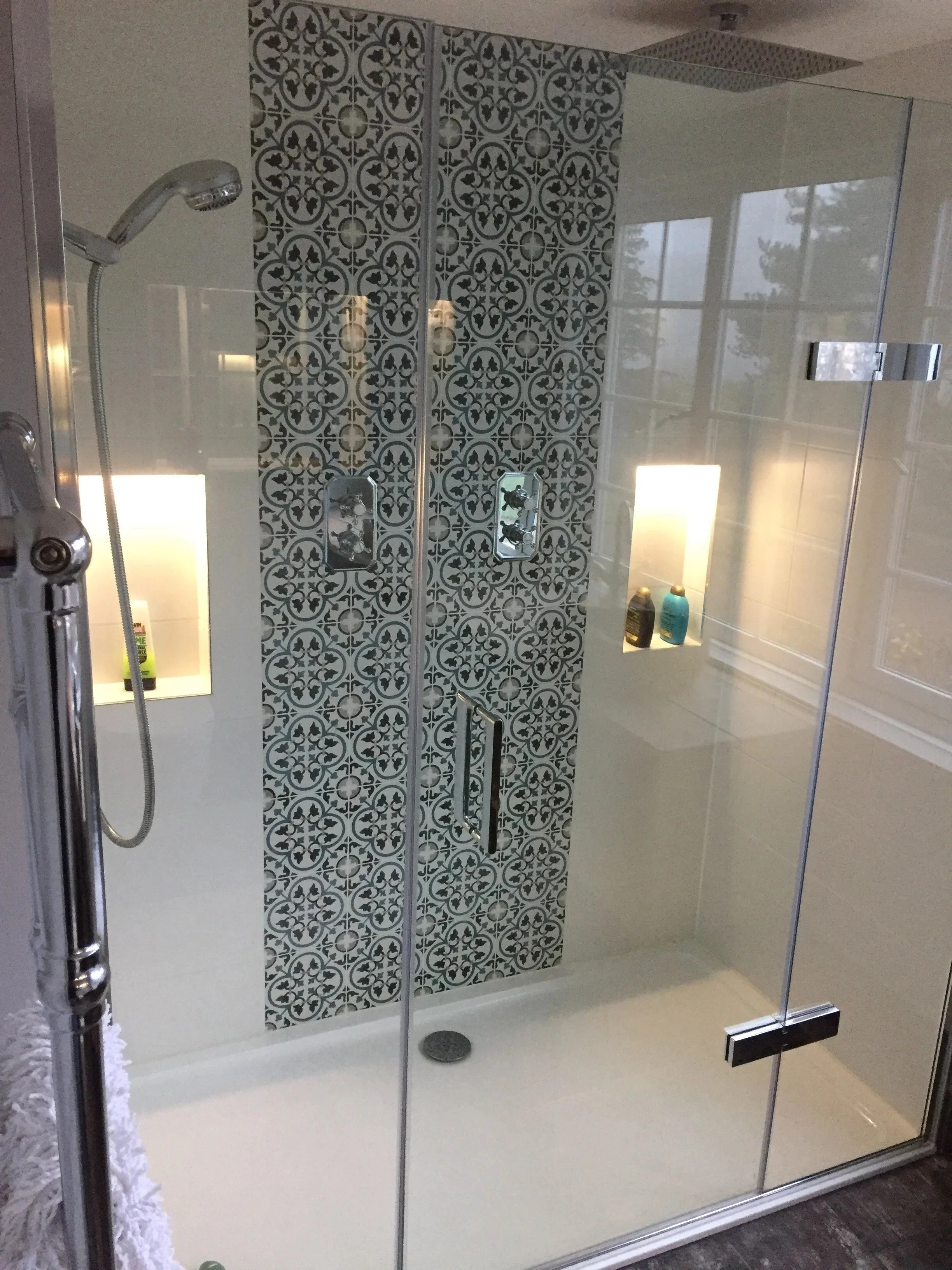 Bathroom - Chelwood Gate 3 - 1.jpg