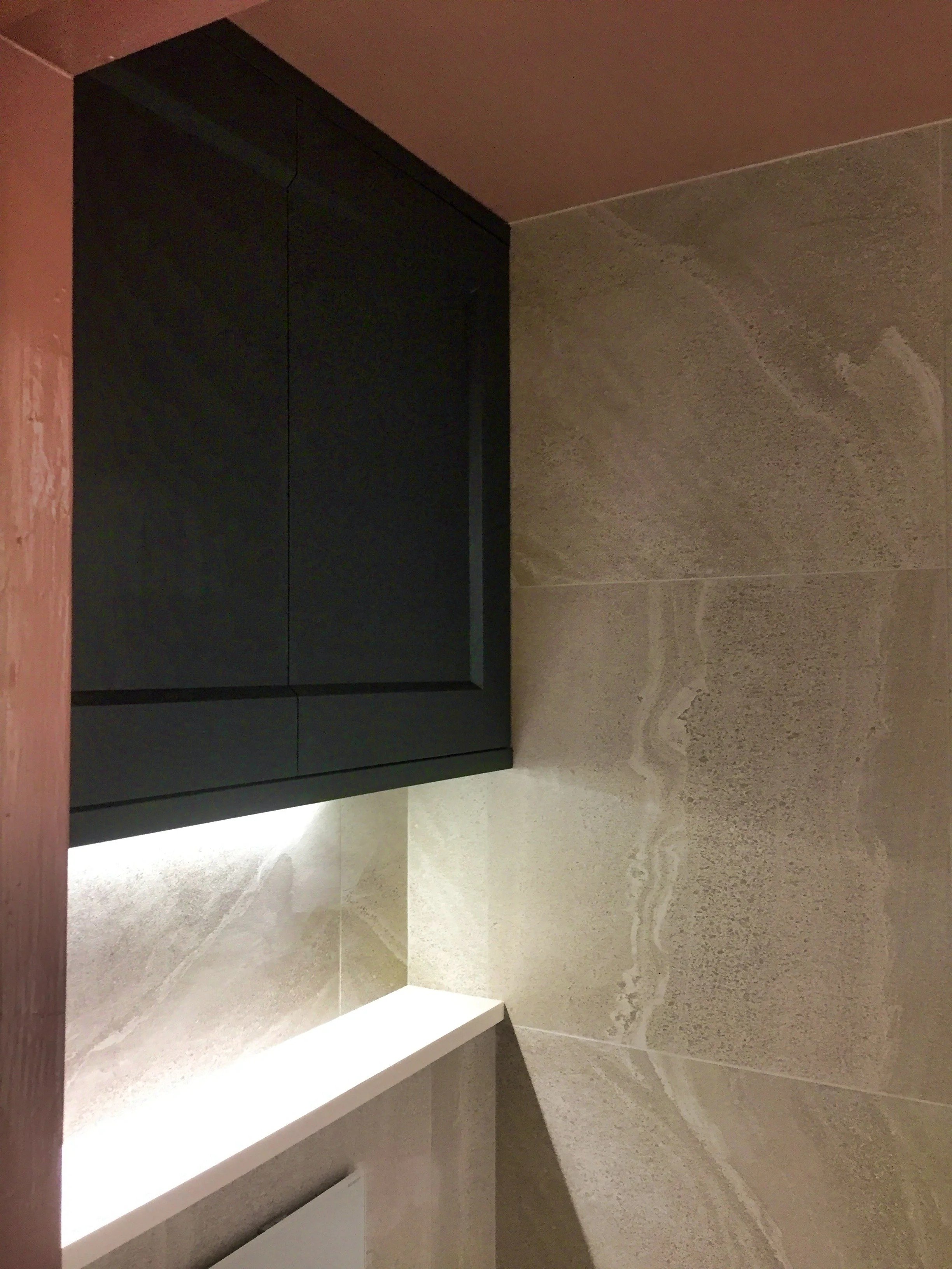 Cloakroom - Esplanade Mews - 2.jpg