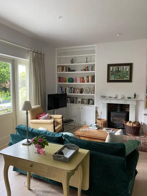 Living Room - Hungershall Park - 1.jpg