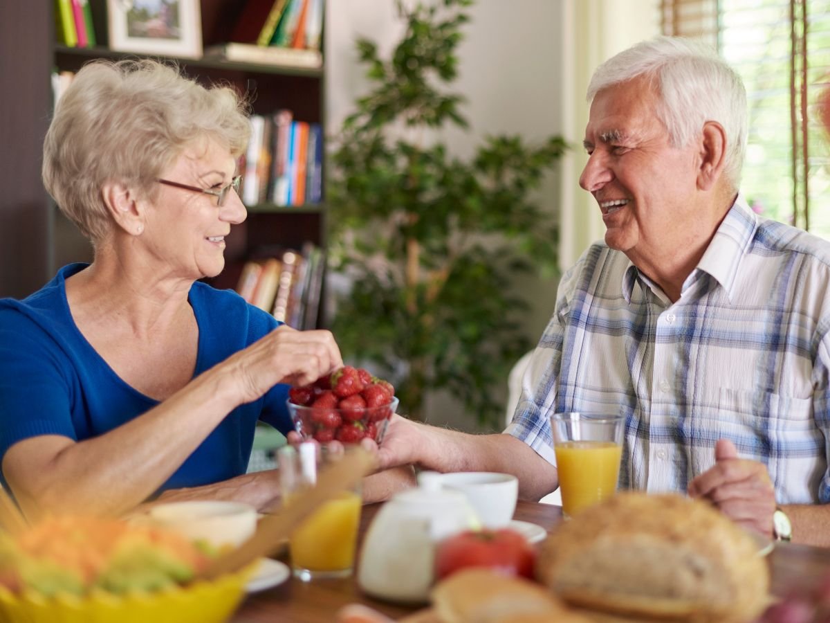 Meal Preparation for Seniors to Support Health and Independence
