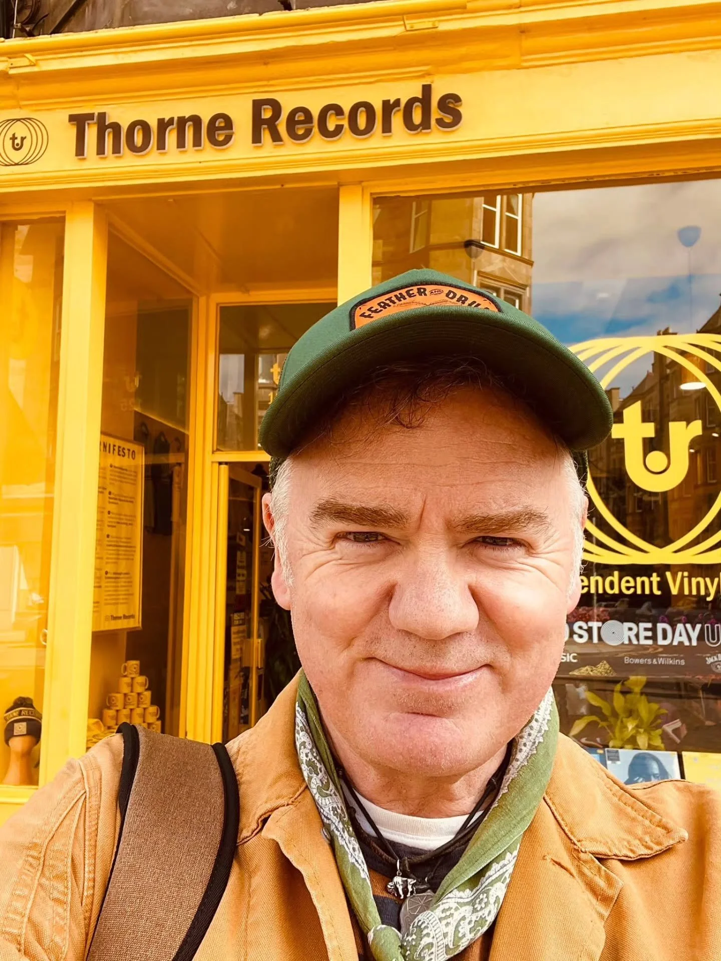 Nice wee wander around my hometown yesterday. 😊

Had to drop in for lunch at the great Edinburgh institution Kebab Mahal. Always lovely to see Mr Khan and have a chat with Shaz. 🍛 

Then a wander over to @thornerecords They didn&rsquo;t have what I