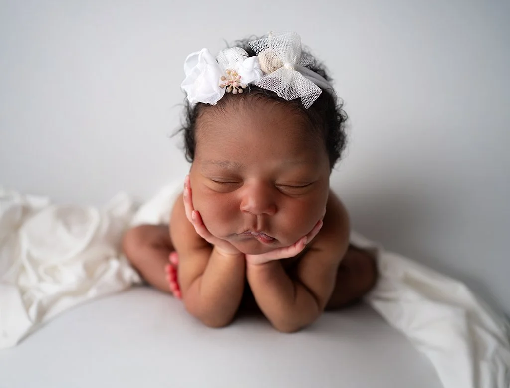 Raleighnewbornphotographer.jpg