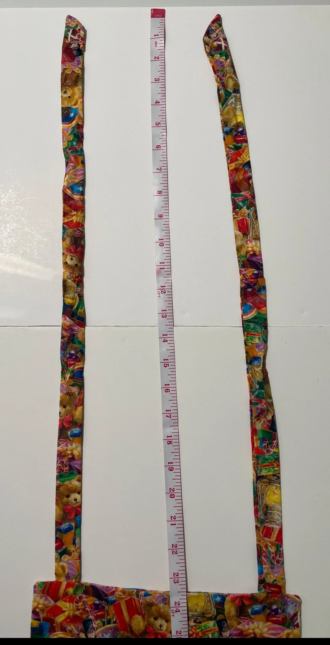 Toy.3.straps.jpg