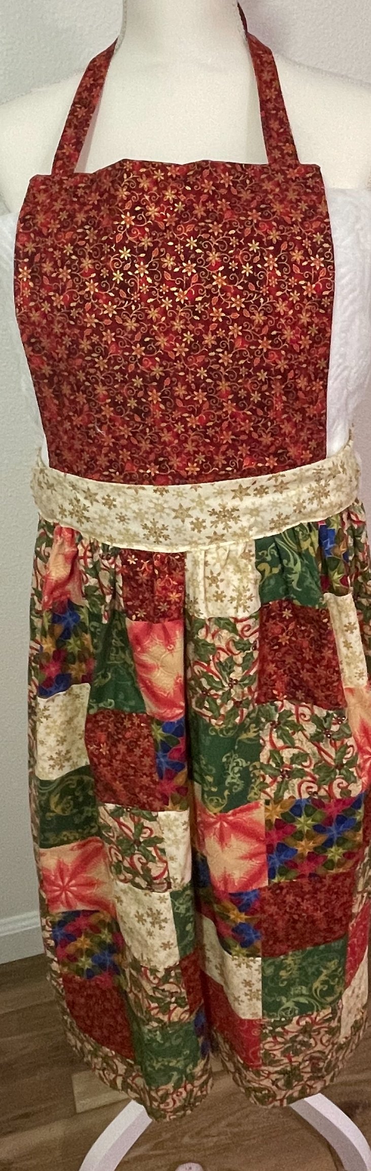 Festive Gold Cheer.size 2.jpg