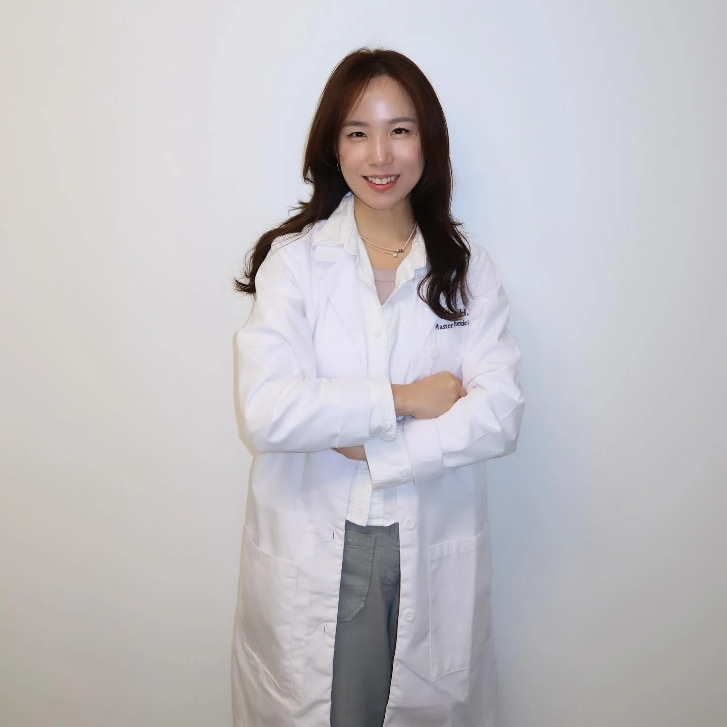 Happy Friday from our Medical NP Injector, Claire @superrose_clinic 💉✨ 

We don&rsquo;t just value our clients - we value the amazing team that makes it all possible.