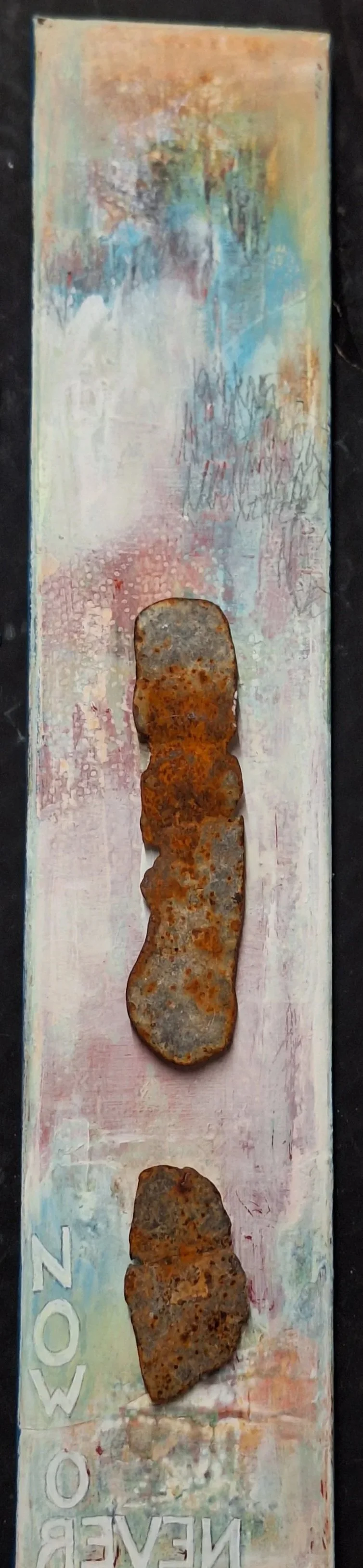 Rostfund auf Leinwand 10x60cm