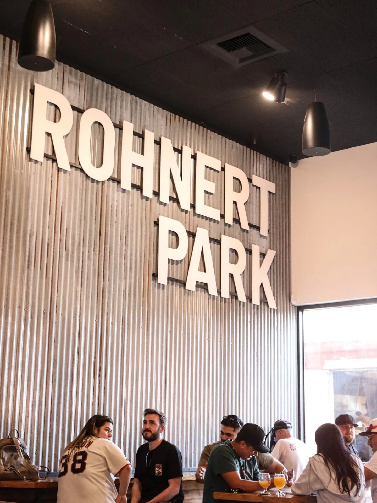 It&rsquo;s Thursday, and we&rsquo;re open at 11 for beer, food, and College Football Playoff action later!

The taps are flowing, the fridge is stocked, and there&rsquo;s plenty to choose from whether you&rsquo;re stopping in for a pint or grabbing b