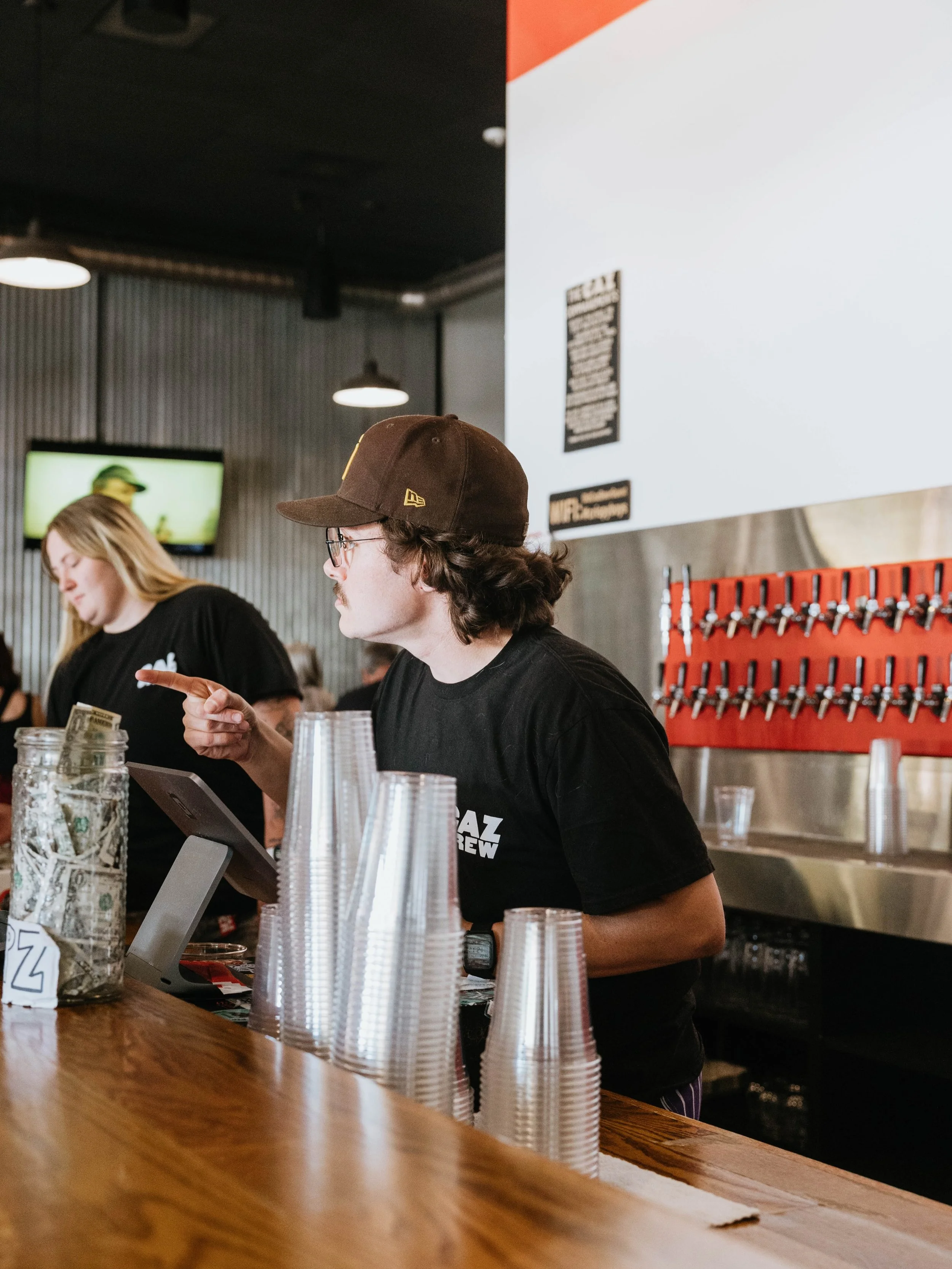 Your Sunday seat is waiting. 🏈🍺

Doors open at 10 AM, football&rsquo;s on, and @losflippintacos is on site all day. Bring your people and settle in.