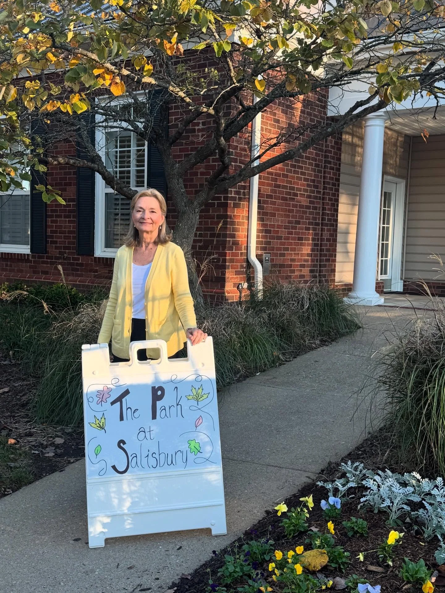 Happy Birthday to Ms. Becky ! We appreciate all you do for The Park at Salisbury !! If you see her today make sure to wish her a special day. 🤍🎉