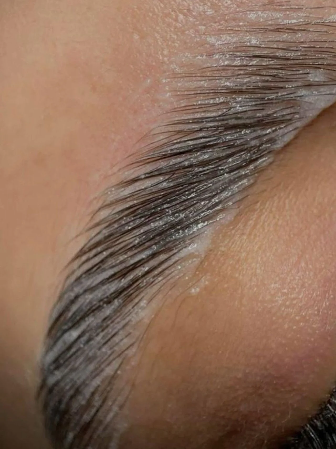 Brow lamination season is officially here ✨
If you&rsquo;ve been craving soft, lifted, fuller-looking brows without the daily effort&hellip; this is your sign
My next few brow lamination appointments always disappear quickly, so if you&rsquo;ve been 