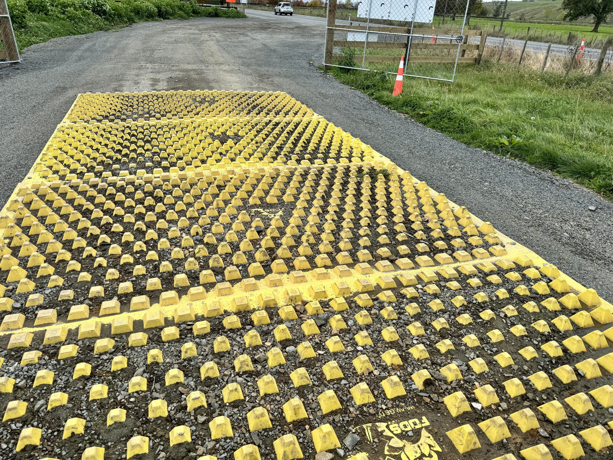 Downer-Construction-New-Zealand-State-Highway-1-SH1-State-Highway-29-SH29-Roundabout-Construction-Entrance-Construction-Exit-Rumble-Grid-FODS-Trackout-Control-System-7 (1).jpeg