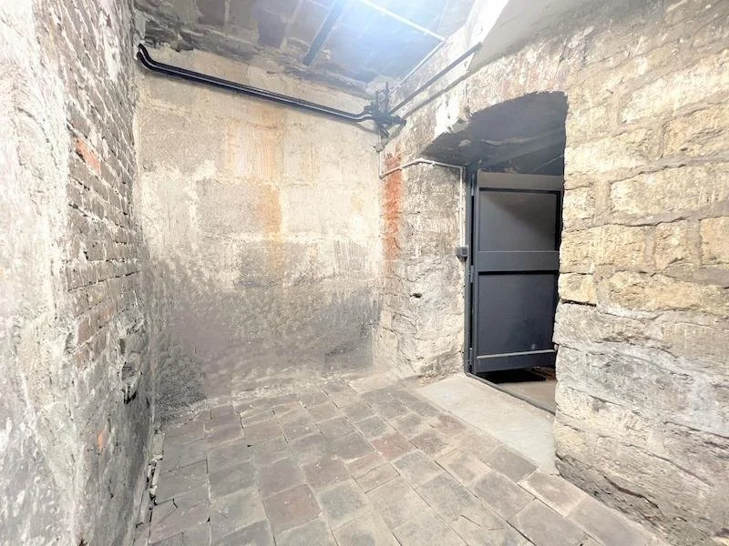 Petite-cave.jpg