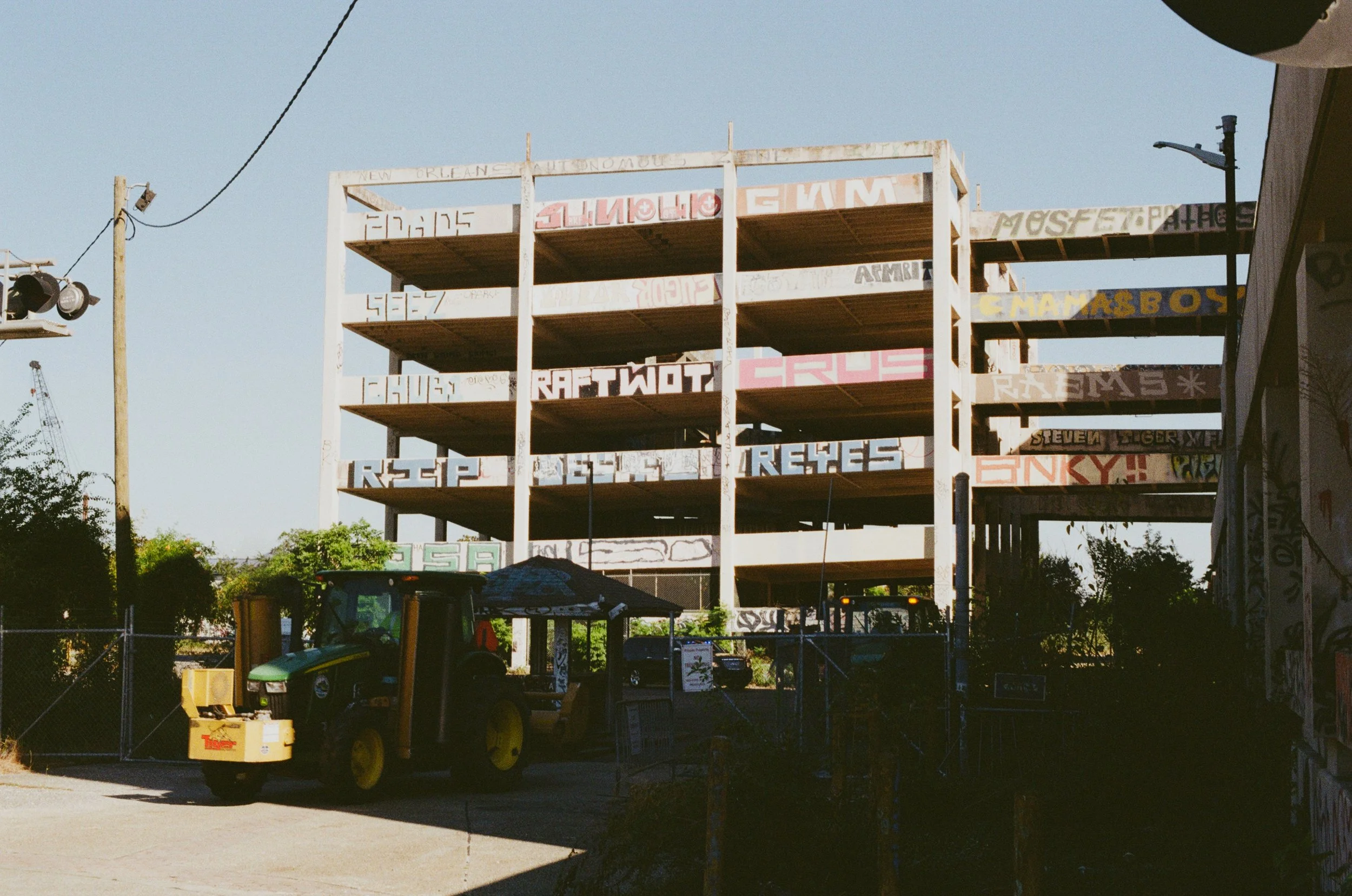 000015930030.jpg