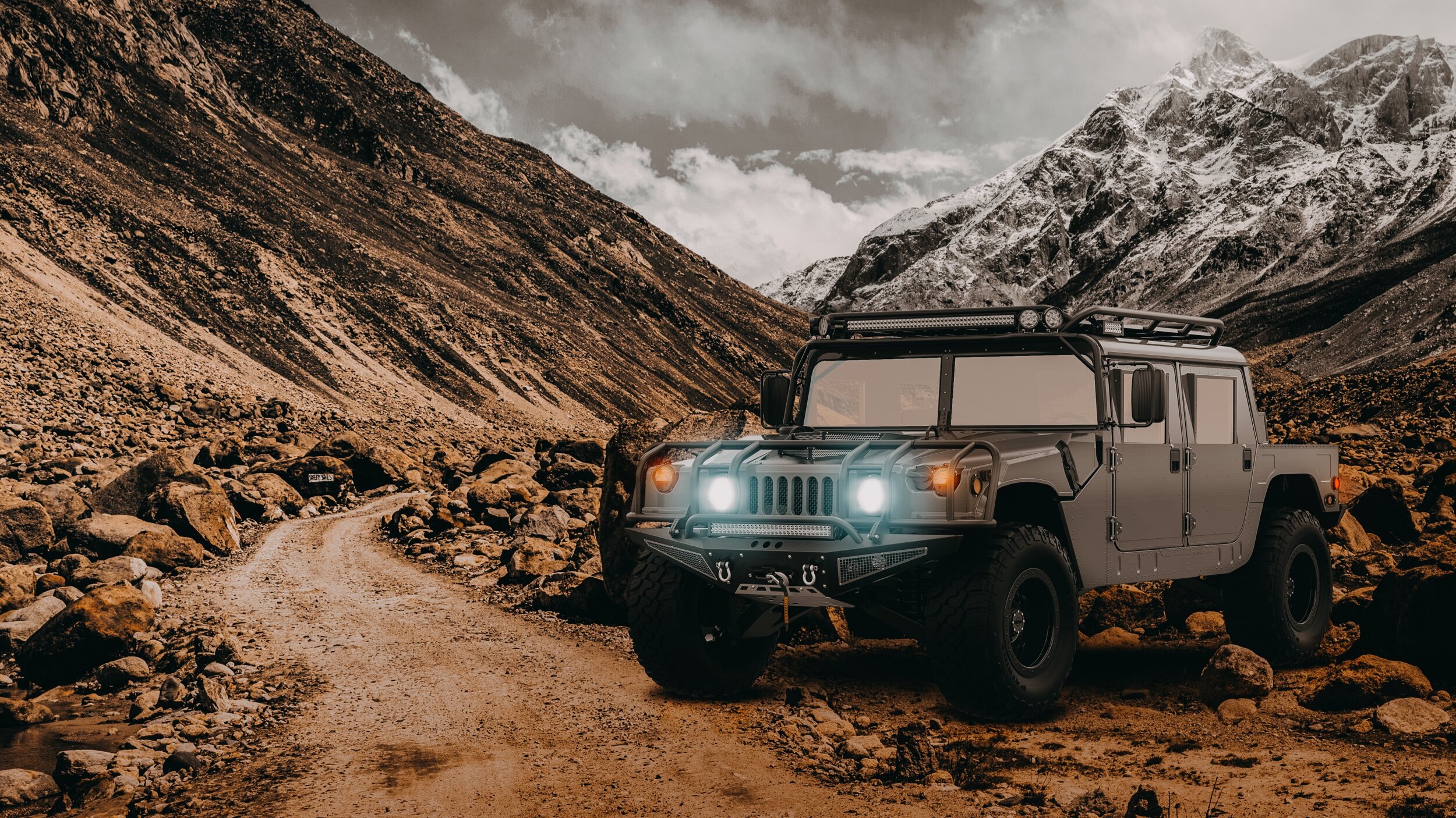 humvee-dirt-mountains.jpeg