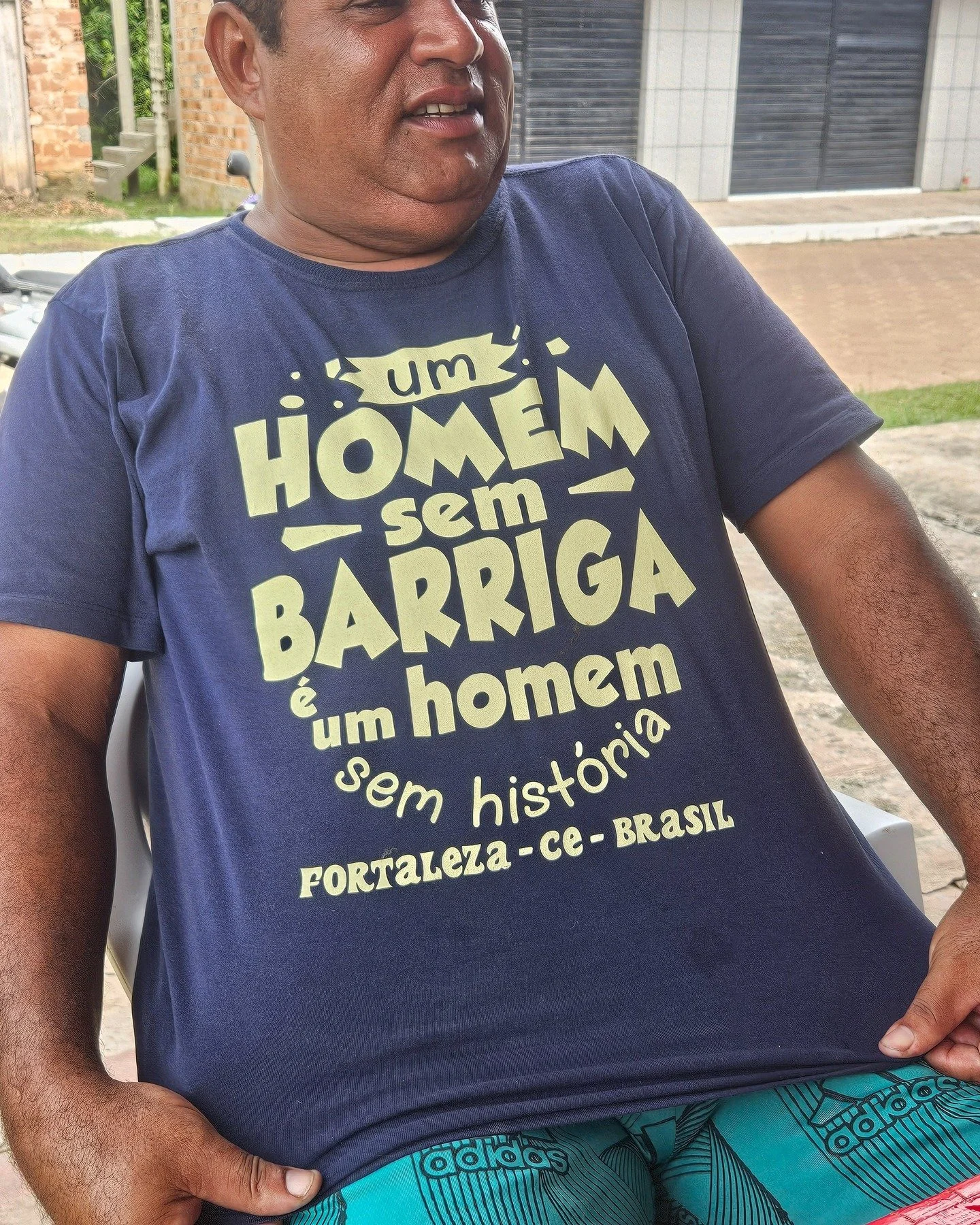 Ilha de Cotijuba, Brazil 04/25

&quot;Ein Mann ohne Plauze ist ein Mann ohne Geschichte&quot; - mein weiser Freund Valdir

Perfekter Abschluss meiner Tagestour🚴&zwj;♂️🍺🌴
Es wurde getanzt &amp; gegessen und ich bin betrunken und happy mit neuer Bri