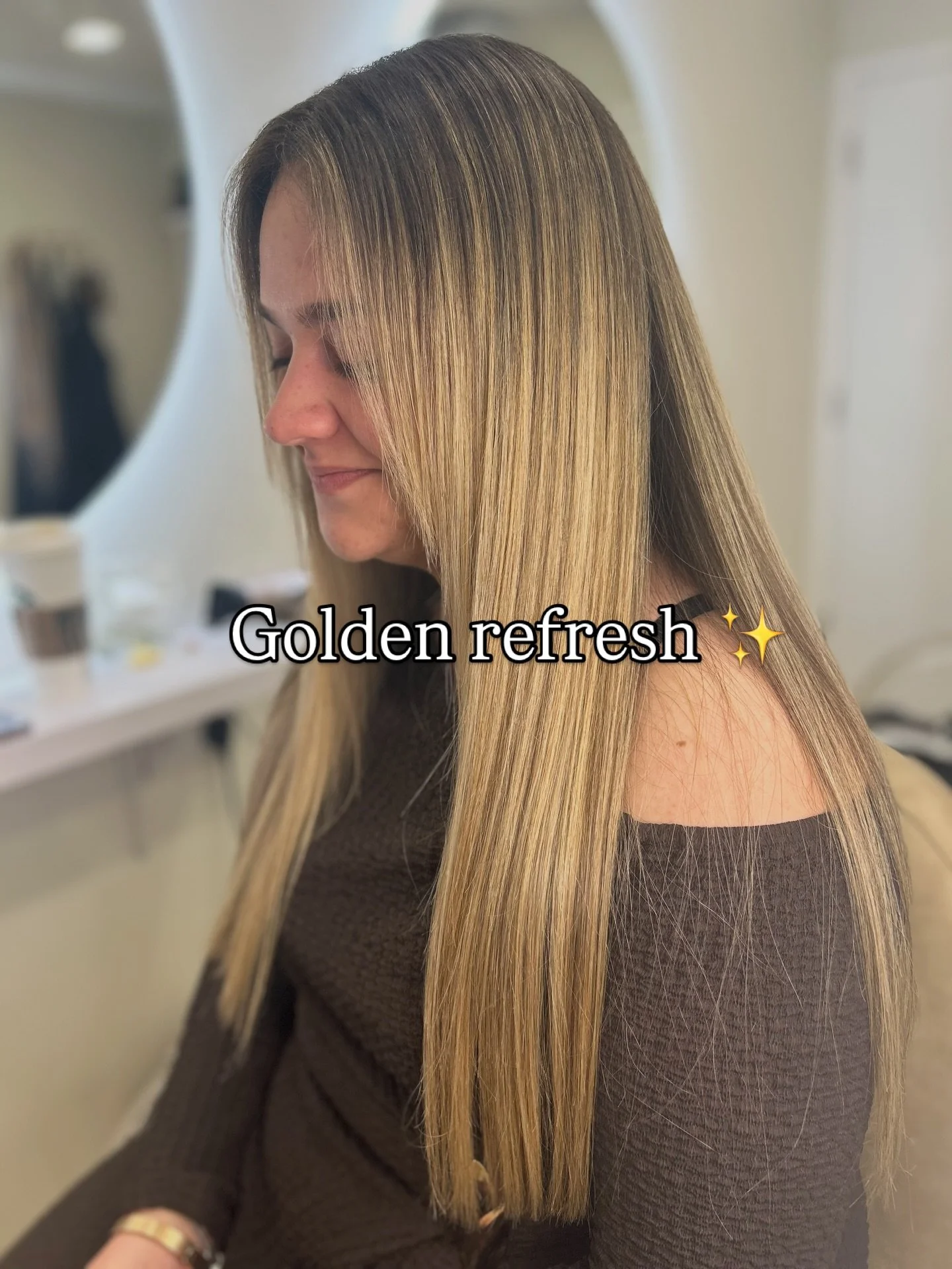 Gorgeous golden refresh for my fellow hairdressing friend ✨🥰 @melissa_andre_02 

#sherhairstudio #twickenhamhairdresser #blondebalayage
