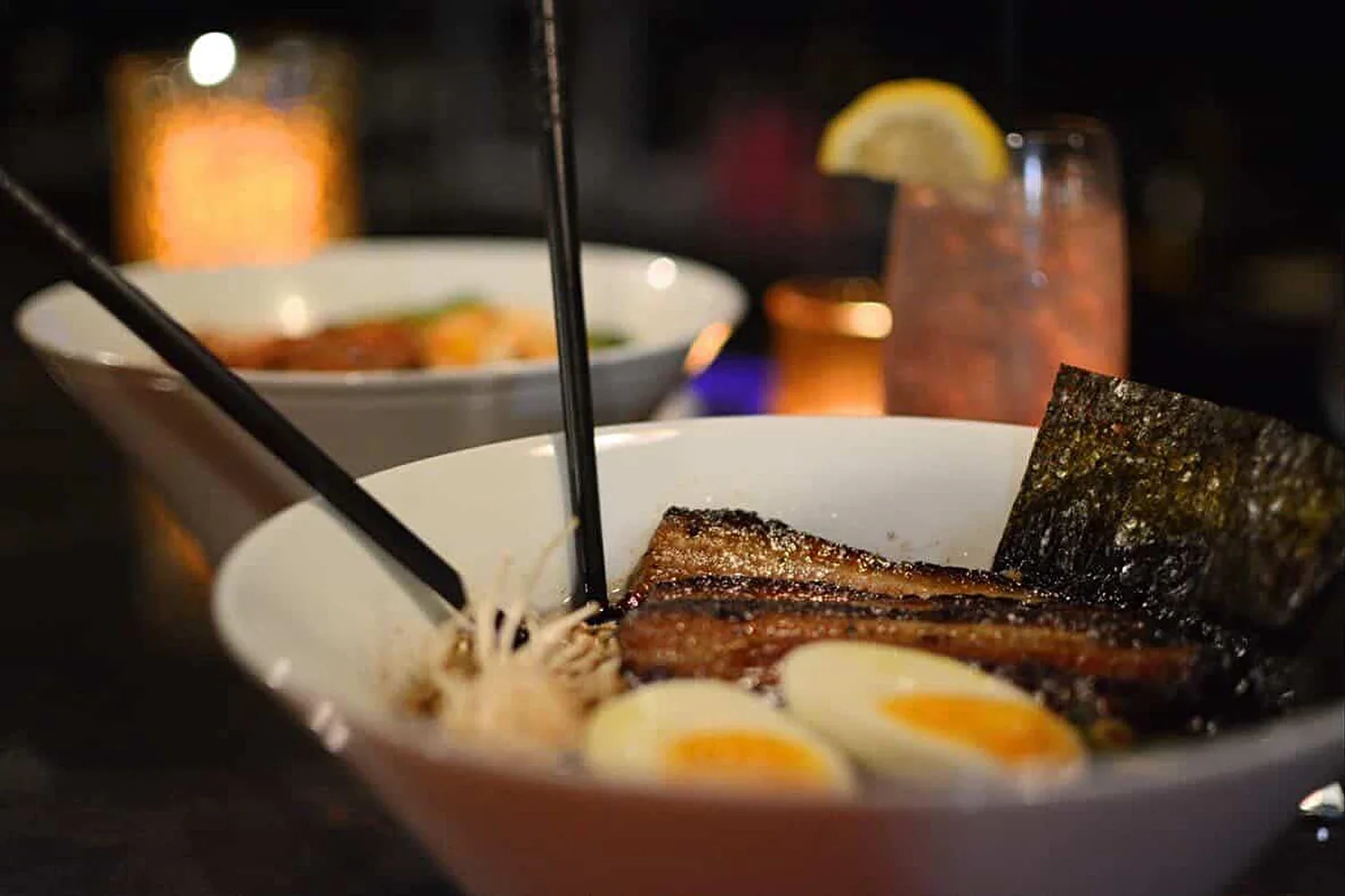  BLACK TONKOTSU Chashu Pork • Enoki • Nori • Scallion • Mayu • Soft Boiled Egg