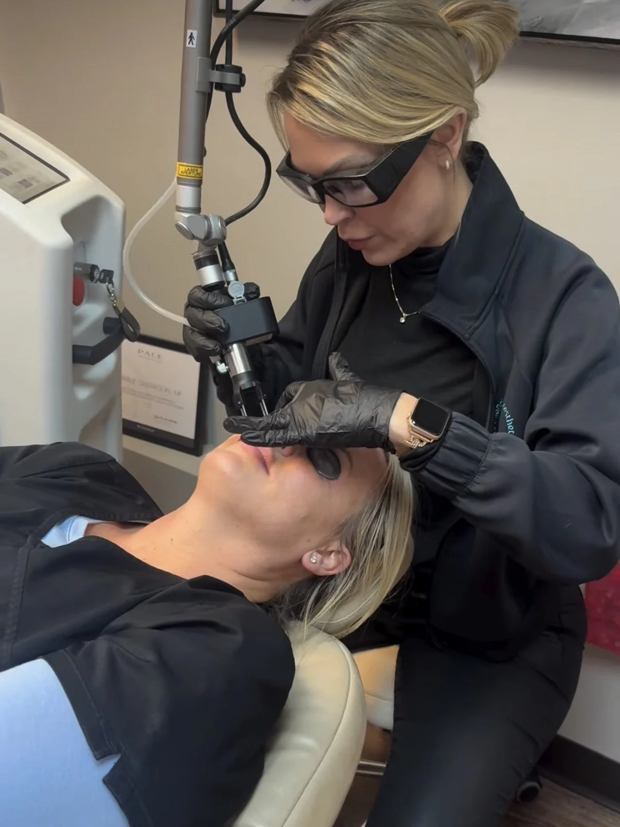 Understanding How CO2 Laser Treatment Rejuvenates Your Skin