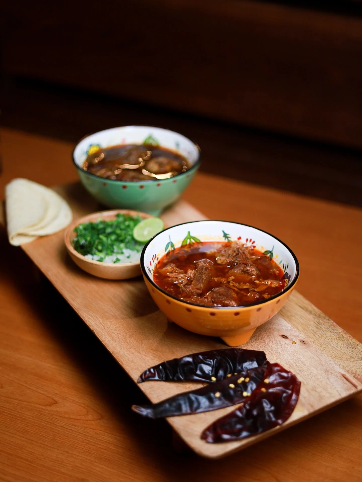 No hay nada como un Plato de Res y un Plato de Chivo para lo fr&iacute;o que apapach&eacute; el alma! 🥰😋 #carnederes #chivo #winter #comidamexicana🇲🇽 #fyp