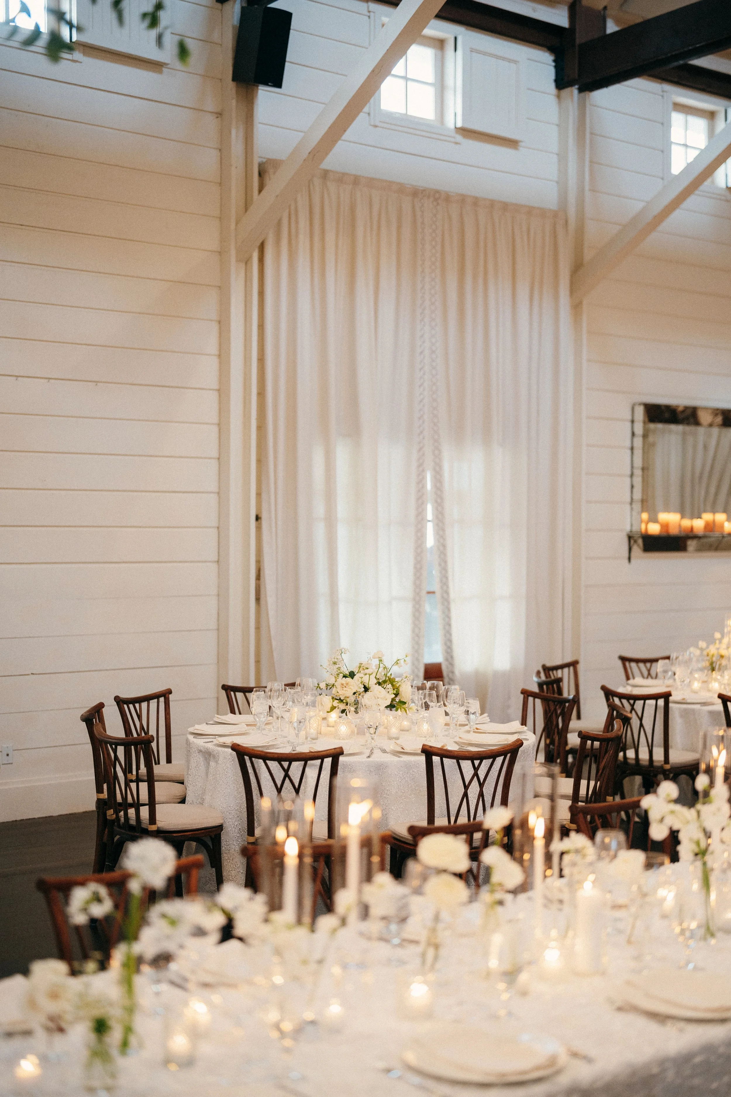 Charlottesville Virginia Spring Wedding at Pippin Hill Farm & Vineyards