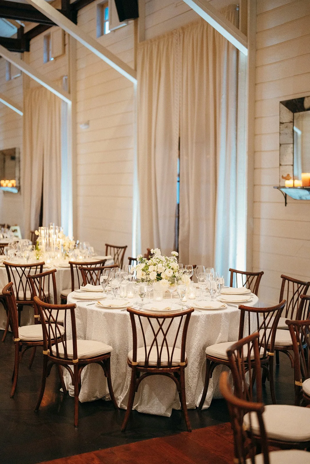 Charlottesville Virginia Spring Wedding at Pippin Hill Farm & Vineyards