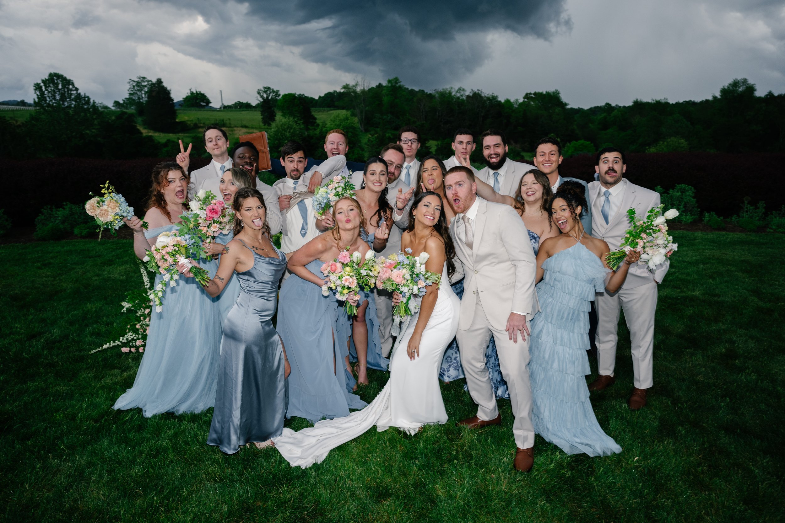 Early Mountain Vineyard Wedding