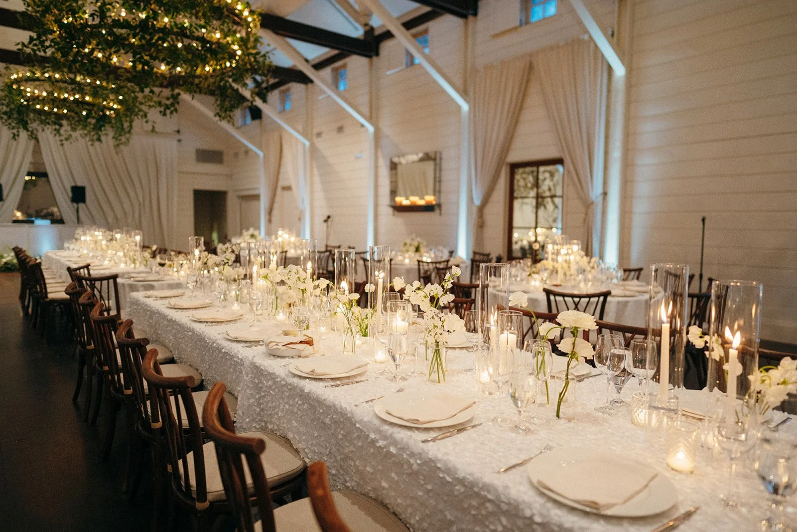 Charlottesville Virginia Spring Wedding at Pippin Hill Farm & Vineyards