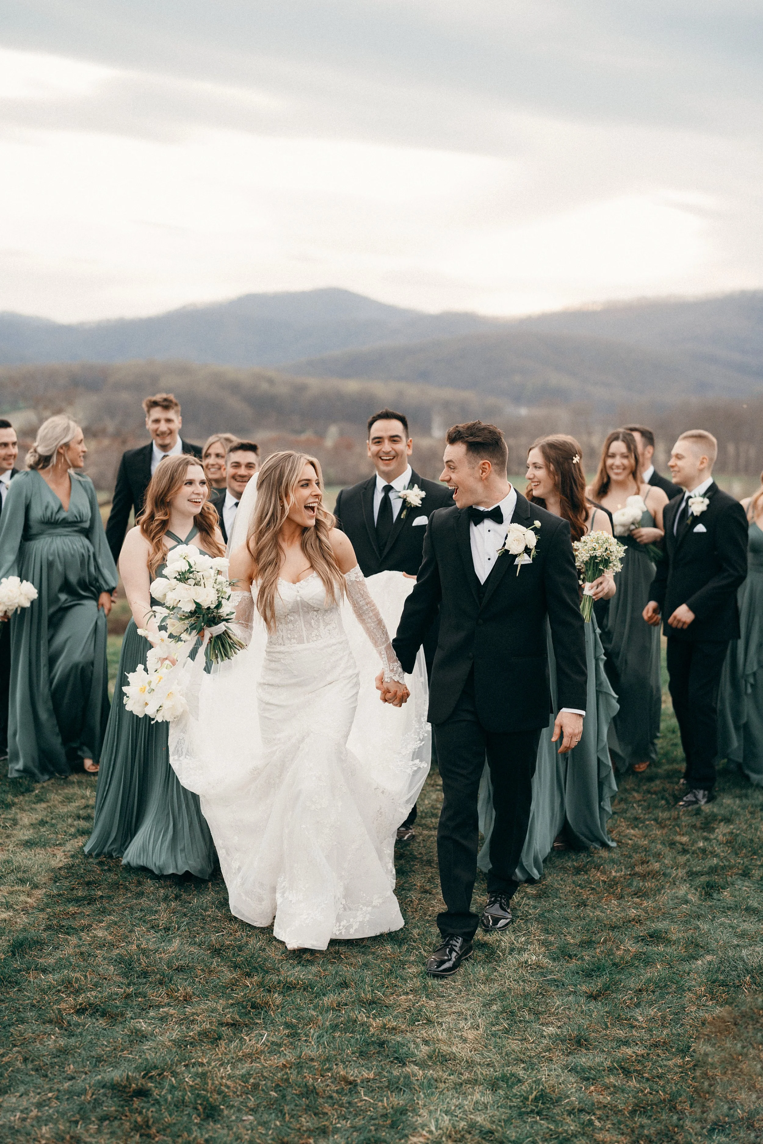 Charlottesville Virginia Spring Wedding at Pippin Hill Farm & Vineyards