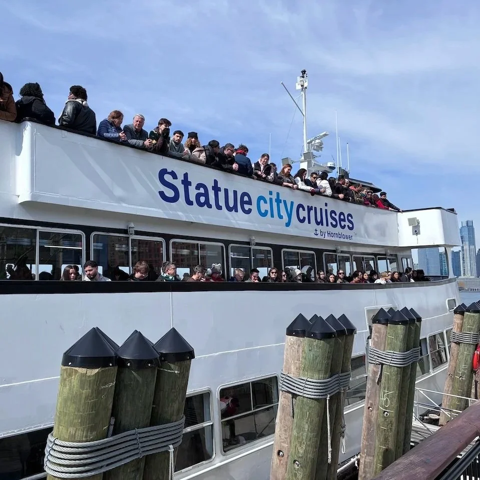 Going to the Statue of Liberty? Watch out for shady vendors 