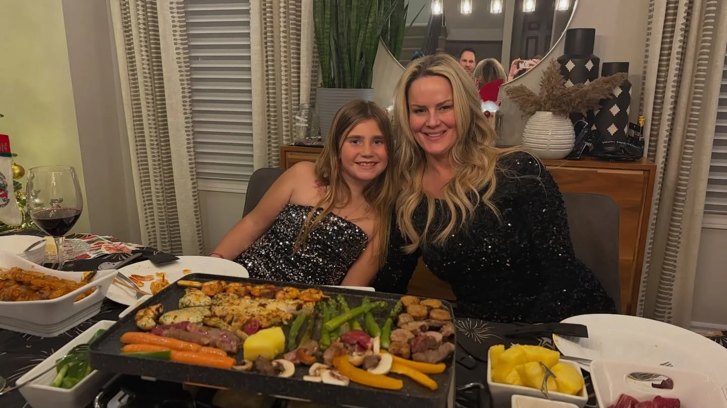 🎉 Happy New Year &amp; Cheers to 1 Year of Glo on the Go! 🚙✨
As we step into 2026, we are so excited to celebrate ONE amazing year of Glo on the Go! 🥳
We want to send a huge THANK YOU to all of our incredible clients for your love, support, and tr