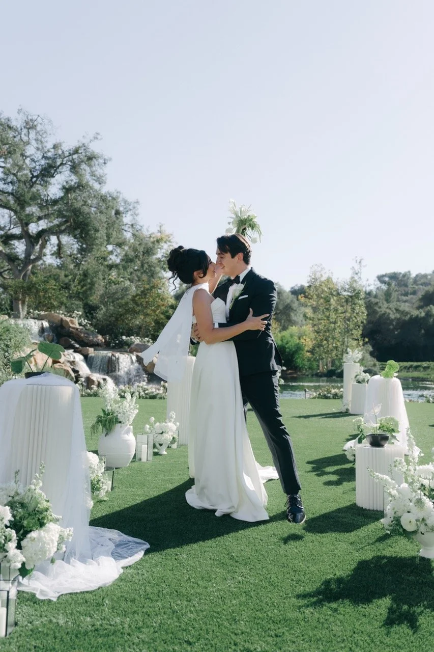 How to Choose Your Wedding Photographer: 5 Essential Tips for Engaged Couples