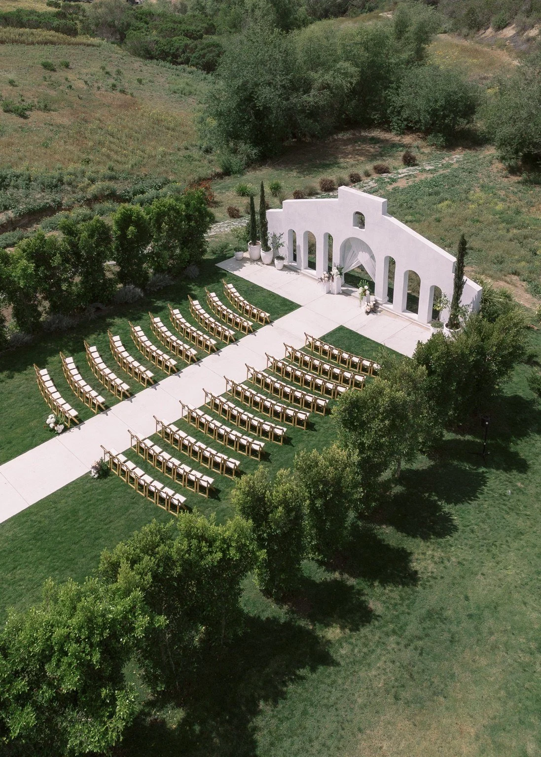 jeune-perche-estate-san-diego-wedding-venue-ceremony-site.webp