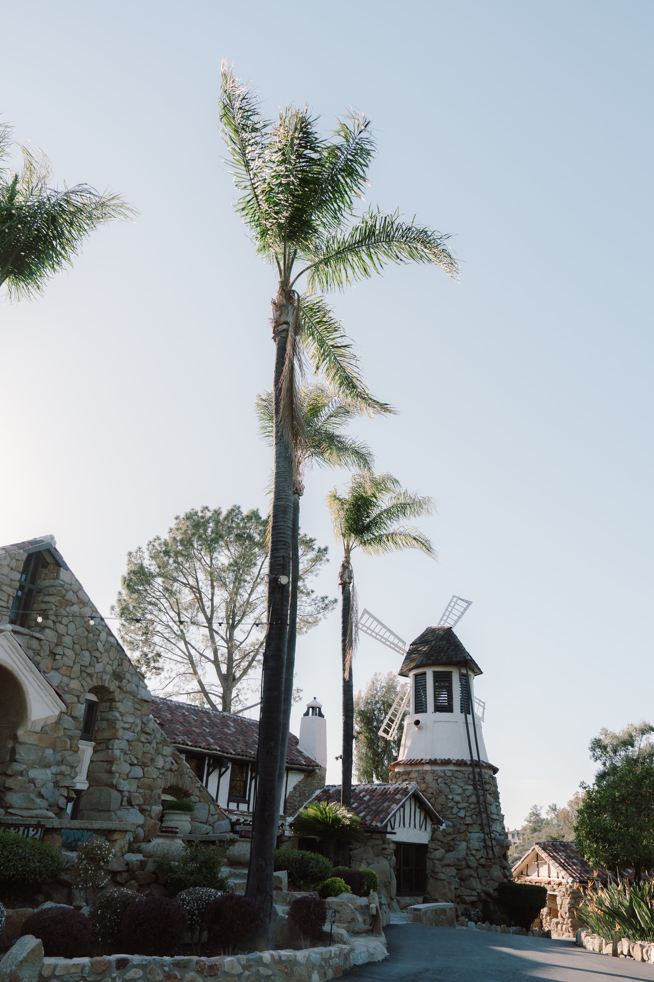 mt-woodson-castle-san-diego-wedding-venue-castle-exterior.webp