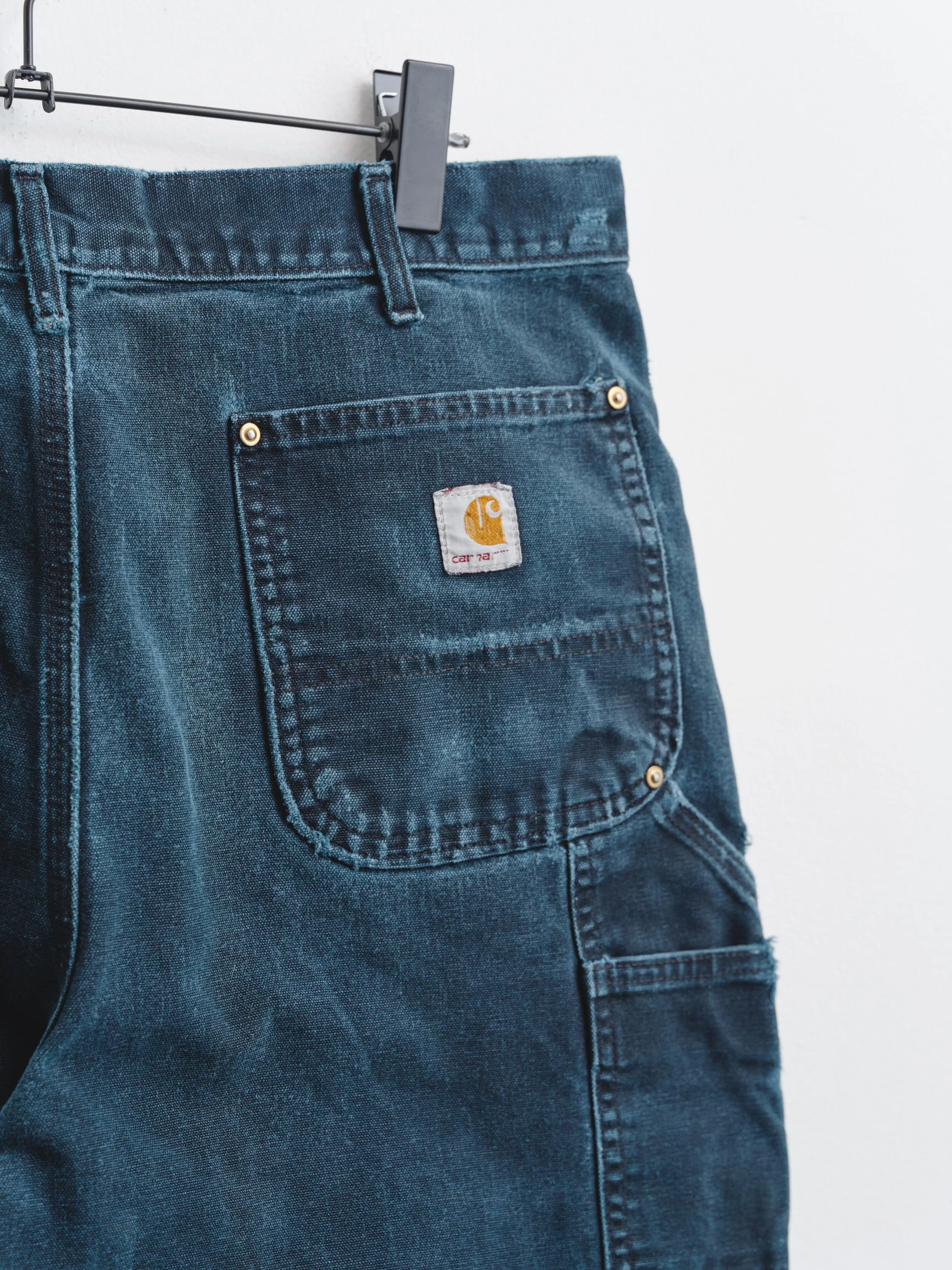 HommageAprilECom150.WEB.jpg