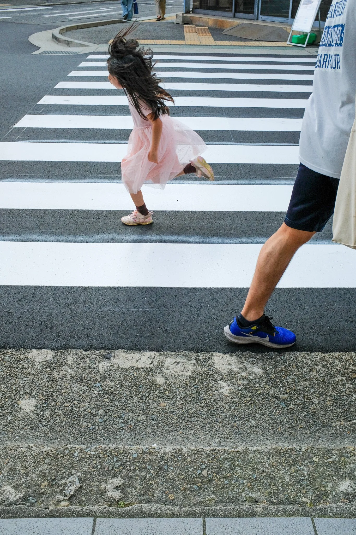 WKND.ROLL #13 | Slanted and In Between