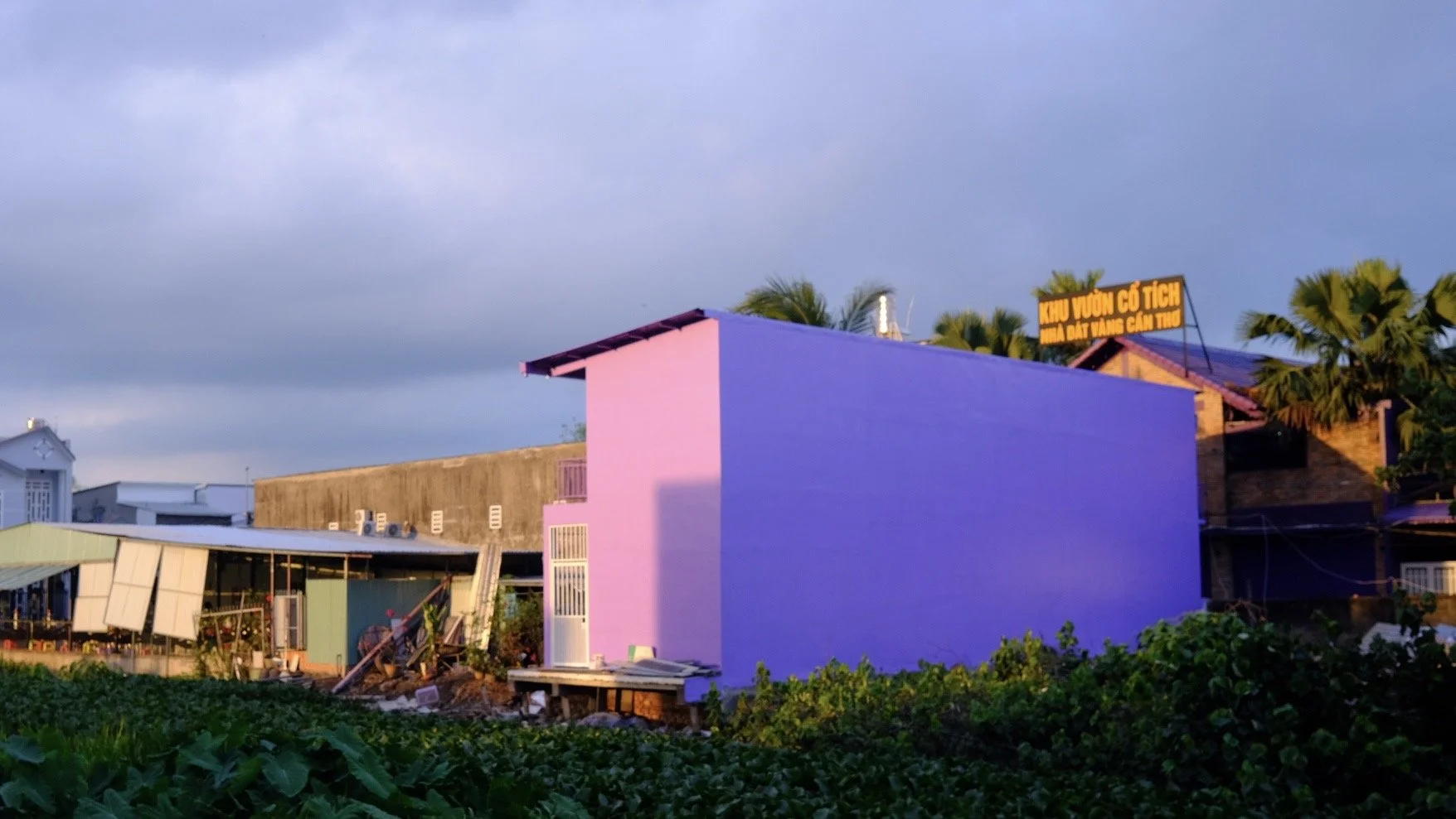 WKND.ROLL #47 | Threshold and Afterlight